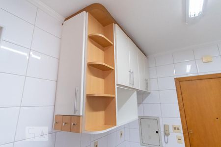 Apartamento à venda com 94m², 3 quartos e 2 vagasCozinha