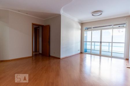 Sala de apartamento à venda com 3 quartos, 94m² em Vila Itapura, Campinas