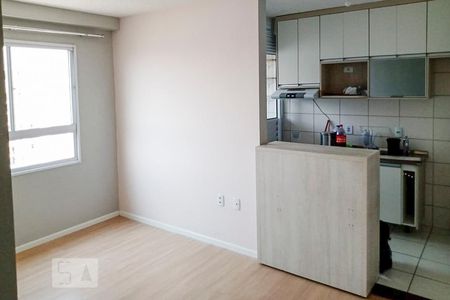 Sala de apartamento para alugar com 2 quartos, 46m² em Penha de França, São Paulo