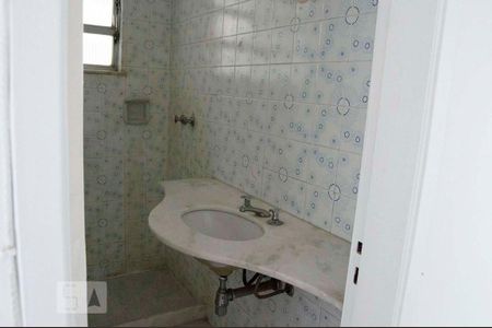 Apartamento para alugar com 96m², 3 quartos e 1 vaga Apartamento para alugar com 96m², 3 quartos e 1 vagaBanheiro social