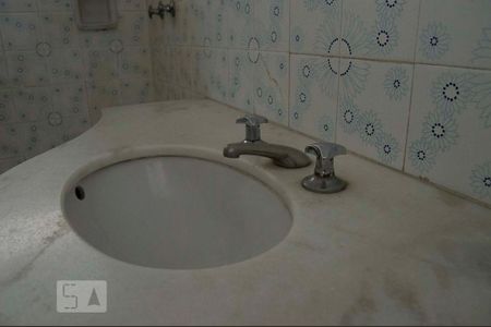 Apartamento para alugar com 96m², 3 quartos e 1 vaga Apartamento para alugar com 96m², 3 quartos e 1 vagaBanheiro social