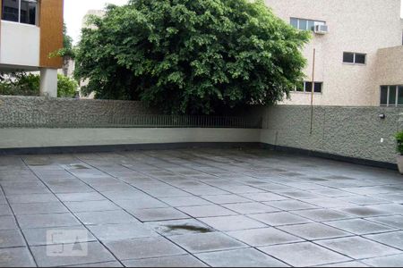 Apartamento para alugar com 96m², 3 quartos e 1 vaga Apartamento para alugar com 96m², 3 quartos e 1 vagaPlayground