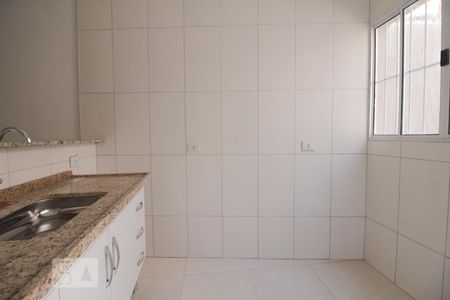 cozinha de apartamento para alugar com 2 quartos, 70m² em Jardim Japão, São Paulo