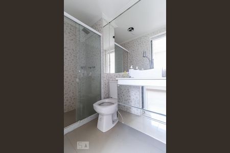 Apartamento para alugar com 80m², 3 quartos e 1 vaga Apartamento para alugar com 80m², 3 quartos e 1 vagaBanheiro da