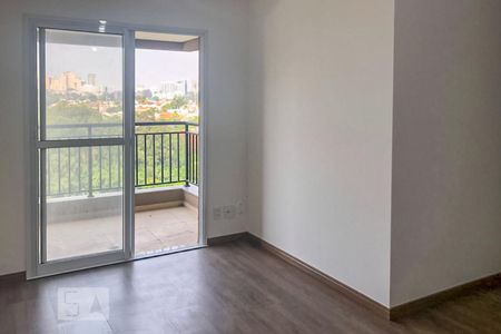Sala de apartamento para alugar com 2 quartos, 60m² em Jardim Tupanci, Barueri