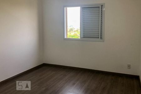 Quarto 1 de apartamento para alugar com 2 quartos, 60m² em Jardim Tupanci, Barueri