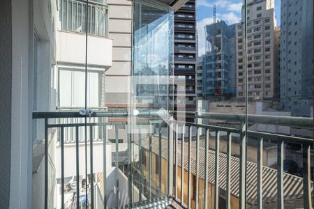Varanda da Sala/Quarto de kitnet/studio para alugar com 1 quarto, 28m² em Bela Vista, São Paulo