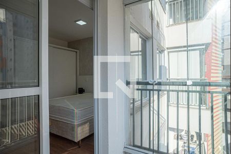 Varanda da Sala/Quarto de kitnet/studio para alugar com 1 quarto, 28m² em Bela Vista, São Paulo