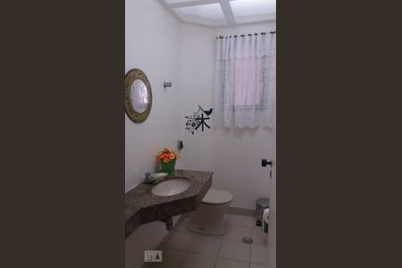 Banheiro de apartamento à venda com 4 quartos, 150m² em Parque das Nações, Santo André