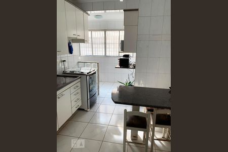 Cozinha de apartamento à venda com 3 quartos, 101m² em Morro dos Ingleses, São Paulo