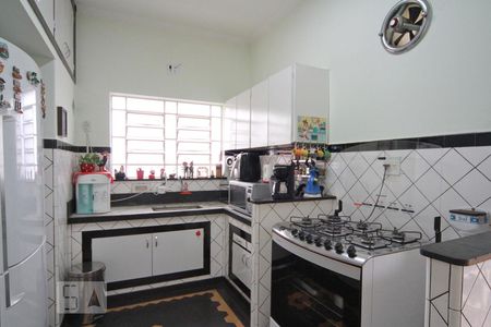 Casa à venda com 230m², 5 quartos e 2 vagasCozinha