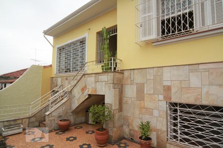 Casa à venda com 230m², 5 quartos e 2 vagasSacada