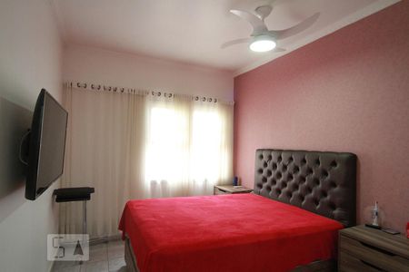 Casa à venda com 230m², 5 quartos e 2 vagasSuíte