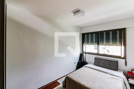 Apartamento à venda com 330m², 4 quartos e 4 vagasQuarto 3
