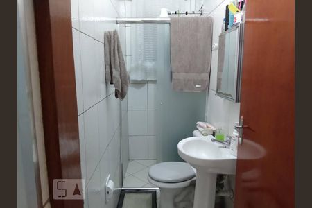 Casa à venda com 170m², 3 quartos e 2 vagas Casa à venda com 170m², 3 quartos e 2 vagasBanheiro 2
