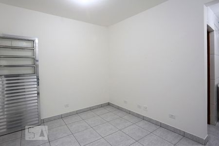 Sala/Cozinha de kitnet/studio para alugar com 1 quarto, 28m² em Jardim Novo Taboão, São Paulo