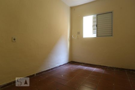 Quarto 1 de casa para alugar com 2 quartos, 75m² em Santo Antônio, Osasco