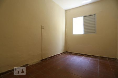 Quarto 2 de casa para alugar com 2 quartos, 75m² em Santo Antônio, Osasco