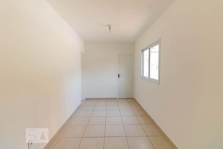 Sala de apartamento para alugar com 1 quarto, 33m² em Vila Mazzei, São Paulo