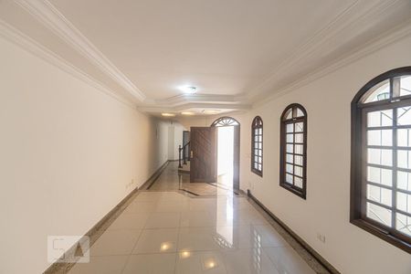 Casa à venda com 450m², 4 quartos e 8 vagasSala de Estar