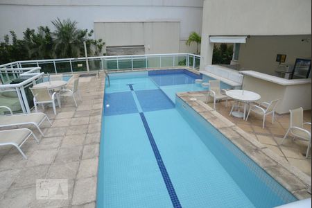 Apartamento à venda com 96m², 2 quartos e 1 vagaPiscina