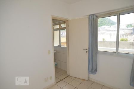 Apartamento à venda com 96m², 2 quartos e 1 vagaQuarto de Serviço