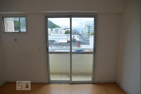 Apartamento à venda com 96m², 2 quartos e 1 vagaQuarto 1