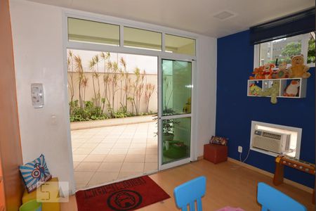 Apartamento à venda com 96m², 2 quartos e 1 vagaPlayground