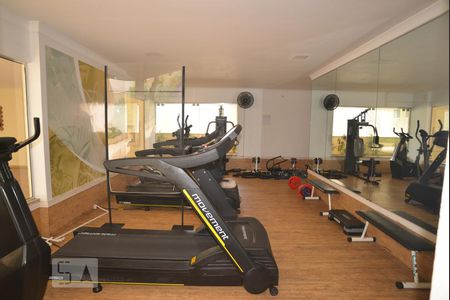 Apartamento à venda com 96m², 2 quartos e 1 vagaAcademia