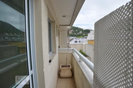 Apartamento à venda com 96m², 2 quartos e 1 vagavaranda