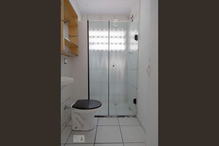 Banheiro de kitnet/studio à venda com 1 quarto, 37m² em Vila Buarque, São Paulo