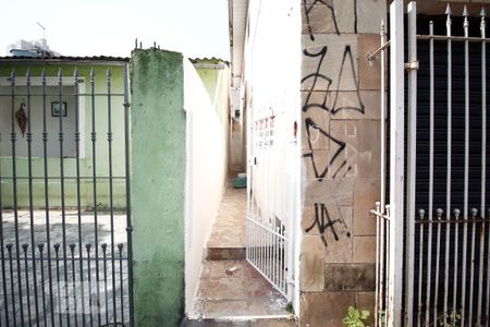 Casa para alugar com 75m², 1 quarto e sem vaga Casa para alugar com 75m², 1 quarto e sem vagaFachada