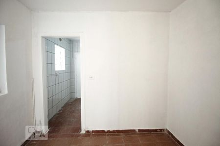 Quarto de casa para alugar com 1 quarto, 75m² em Vila Guarani, São Paulo