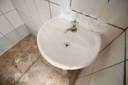 Banheiro de casa para alugar com 1 quarto, 75m² em Vila Guarani, São Paulo