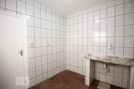 Cozinha de casa para alugar com 1 quarto, 75m² em Vila Guarani, São Paulo
