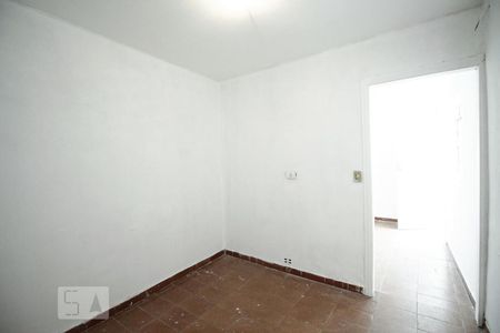 Quarto de casa para alugar com 1 quarto, 75m² em Vila Guarani, São Paulo