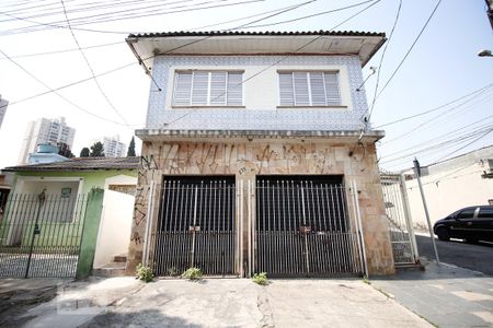 Casa para alugar com 75m², 1 quarto e sem vaga Casa para alugar com 75m², 1 quarto e sem vagaFachada