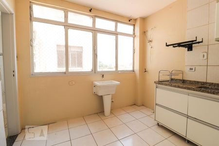 Apartamento à venda com 95m², 3 quartos e sem vaga Apartamento à venda com 95m², 3 quartos e sem vagaÁrea de Serviço