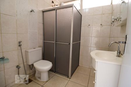 Banheiro de apartamento à venda com 3 quartos, 95m² em Setor Central, Goiânia