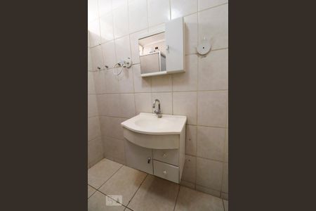 Banheiro de apartamento à venda com 3 quartos, 95m² em Setor Central, Goiânia