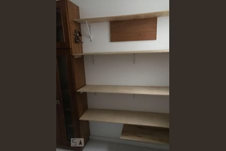 Apartamento para alugar com 81m², 2 quartos e 1 vagaDESPENSA