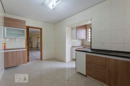 1o. Andar - Cozinha de casa à venda com 3 quartos, 210m² em Vila Monumento, São Paulo
