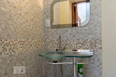 1o. Andar - Lavabo de casa à venda com 3 quartos, 210m² em Vila Monumento, São Paulo