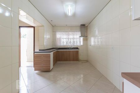 1o. Andar - Cozinha de casa à venda com 3 quartos, 210m² em Vila Monumento, São Paulo