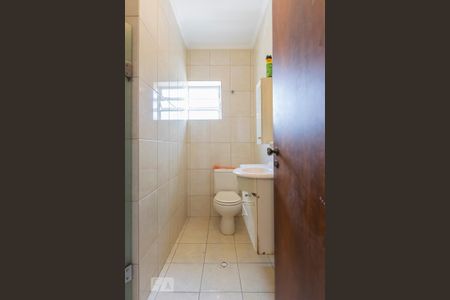 Casa à venda com 210m², 3 quartos e 2 vagas2o. Andar - Banheiro social