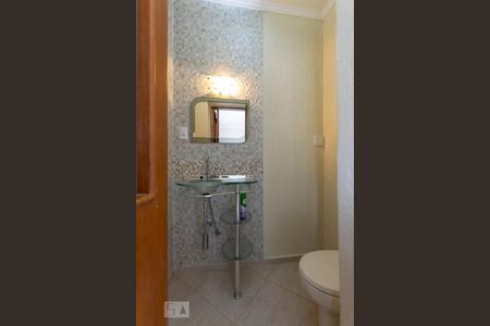 1o. Andar - Lavabo de casa à venda com 3 quartos, 210m² em Vila Monumento, São Paulo