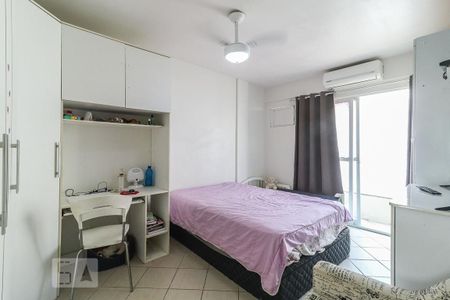 Casa de condomínio à venda com 110m², 3 quartos e 1 vaga Casa de condomínio à venda com 110m², 3 quartos e 1 vaga3º Andar - Quarto 3 - Suíte