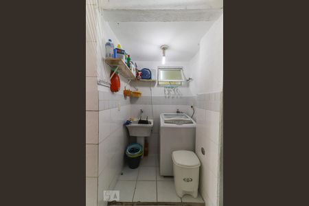 Casa de condomínio à venda com 110m², 3 quartos e 1 vaga Casa de condomínio à venda com 110m², 3 quartos e 1 vaga1º Andar - Área de Serviço
