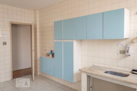 Apartamento à venda com 101m², 2 quartos e 1 vagaCozinha