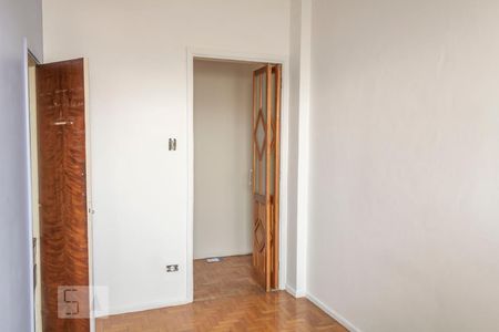 Apartamento à venda com 101m², 2 quartos e 1 vagaSala
